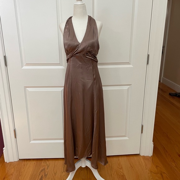 Anthropologie Dresses & Skirts - Silk V-Neck Dress in MAUVE By Anthropologie